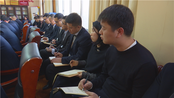 1548240917982264.bmp 纪委学习市委十八届五次全会精神00973F6CF9F-50AD-4F35-A945-792AFD25D883V1.bmp